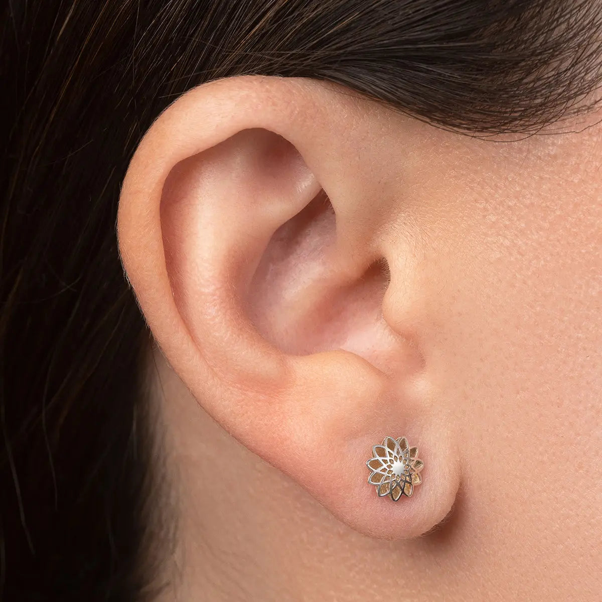 Aretes de oro 14K broquel Girasol de oro amarillo y oro blanco GIALLO JEWELRY
